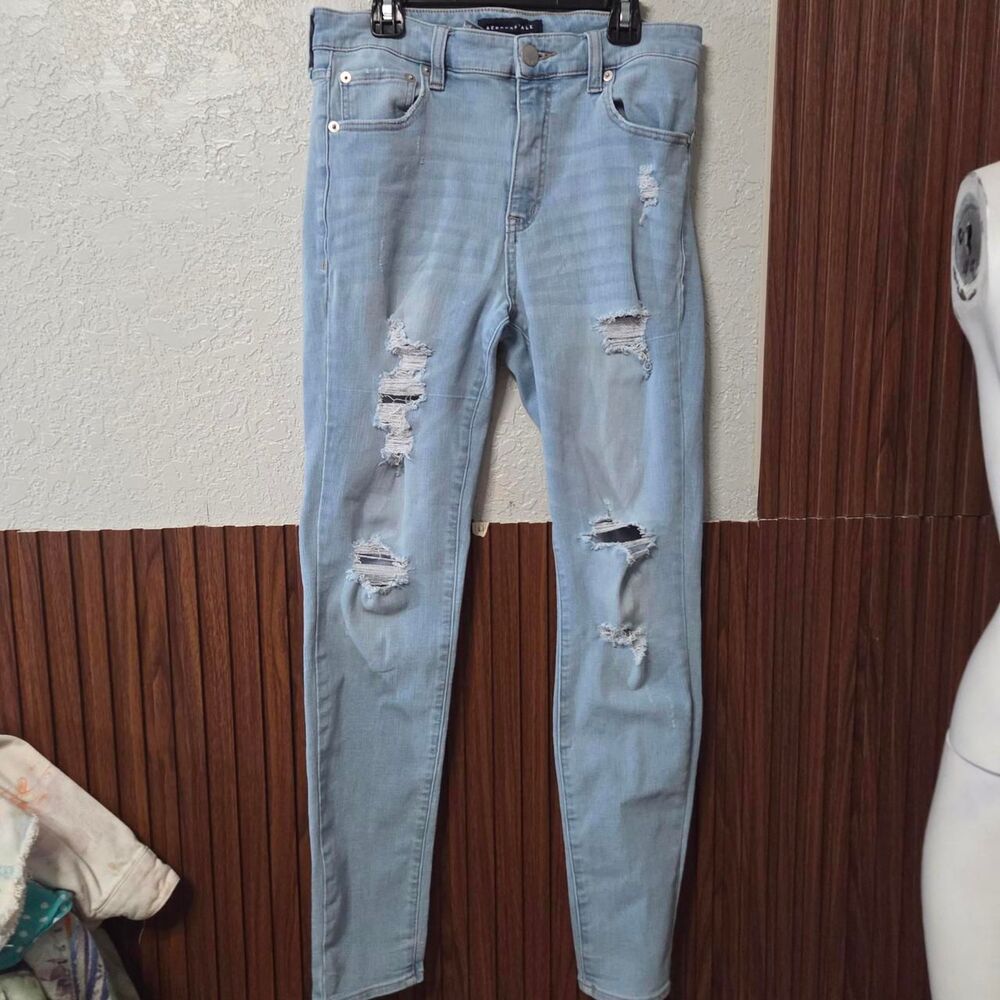 Aeropostale Women's Blue Jeans
